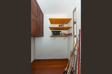 Apartamento para alugar com 139m², 3 quartos e 2 vagas Apartamento para alugar com 139m², 3 quartos e 2 vagasQuarto de Serviço