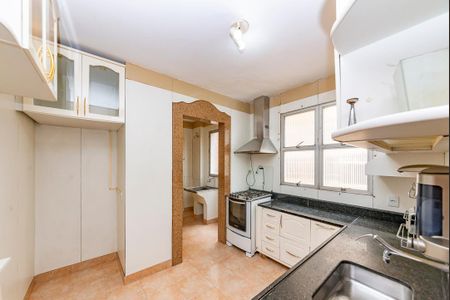 Apartamento para alugar com 139m², 3 quartos e 2 vagas Apartamento para alugar com 139m², 3 quartos e 2 vagasCozinha