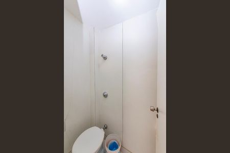 Apartamento para alugar com 139m², 3 quartos e 2 vagas Apartamento para alugar com 139m², 3 quartos e 2 vagasBanheiro de serviço