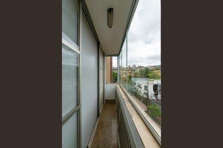 Apartamento para alugar com 139m², 3 quartos e 2 vagas Apartamento para alugar com 139m², 3 quartos e 2 vagasVaranda da Suíte