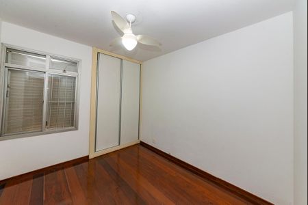 Apartamento para alugar com 139m², 3 quartos e 2 vagas Apartamento para alugar com 139m², 3 quartos e 2 vagasQuarto 3