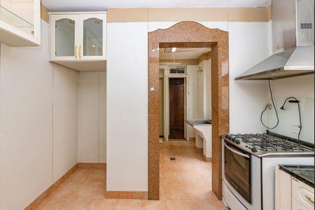 Apartamento para alugar com 139m², 3 quartos e 2 vagas Apartamento para alugar com 139m², 3 quartos e 2 vagasCozinha