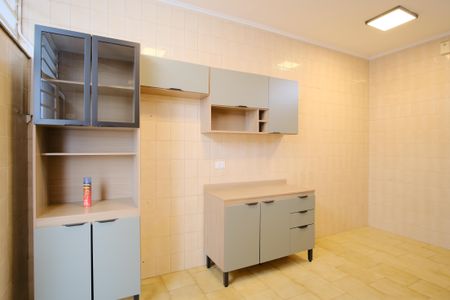 Casa à venda com 105m², 2 quartos e 2 vagasCozinha