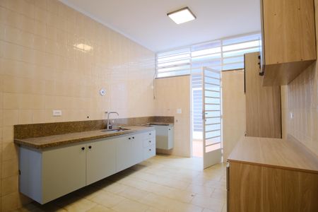 Casa à venda com 105m², 2 quartos e 2 vagasCozinha