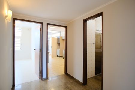 Casa à venda com 105m², 2 quartos e 2 vagasHall dos quartos