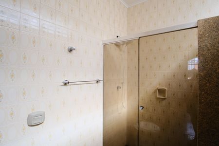 Casa à venda com 105m², 2 quartos e 2 vagasBanheiro da Suíte