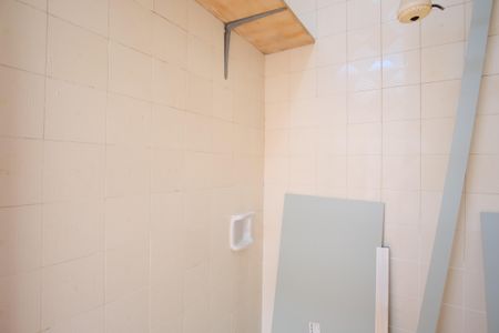 Casa à venda com 105m², 2 quartos e 2 vagasBanheiro de serviço