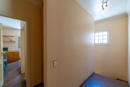 Casa à venda com 217m², 2 quartos e 2 vagasCorredor 