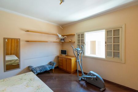 Casa à venda com 217m², 2 quartos e 2 vagasSuíte 2