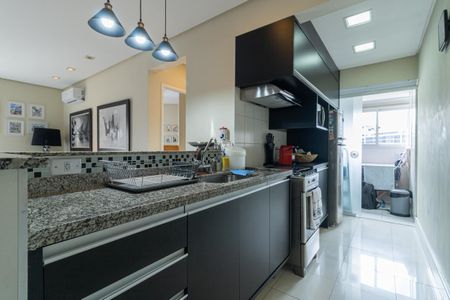 Apartamento à venda com 53m², 1 quarto e 2 vagas Apartamento à venda com 53m², 1 quarto e 2 vagasCozinha