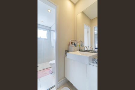 Apartamento à venda com 53m², 1 quarto e 2 vagas Apartamento à venda com 53m², 1 quarto e 2 vagasBanheiro