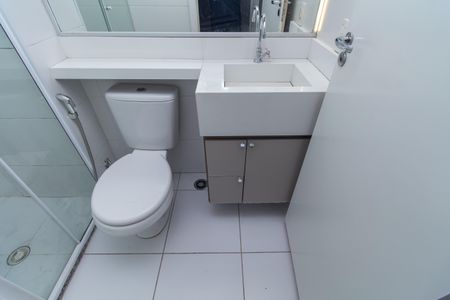 Apartamento para alugar com 38m², 2 quartos e sem vaga Apartamento para alugar com 38m², 2 quartos e sem vagaBanheiro