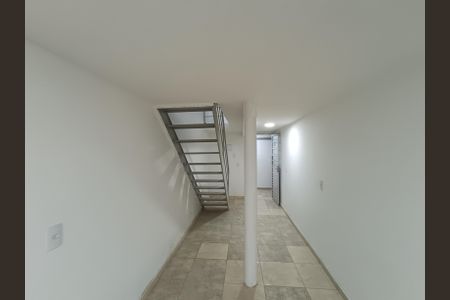 Studio para alugar com 55m², 1 quarto e sem vaga Studio para alugar com 55m², 1 quarto e sem vagaSala/Cozinha