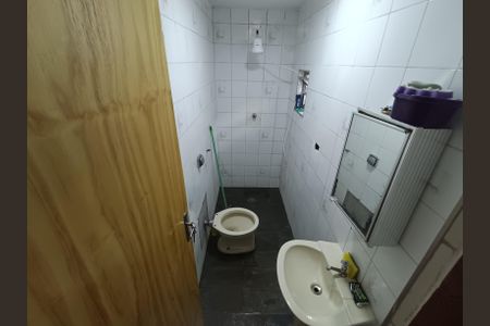 Apartamento para alugar com 58m², 3 quartos e sem vaga Apartamento para alugar com 58m², 3 quartos e sem vagaBanheiro