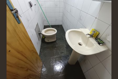 Apartamento para alugar com 58m², 3 quartos e sem vaga Apartamento para alugar com 58m², 3 quartos e sem vagaBanheiro