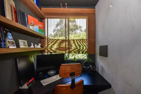 Apartamento para alugar com 120m², 1 quarto e 2 vagasEscritório