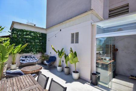 Apartamento para alugar com 120m², 1 quarto e 2 vagasCobertura