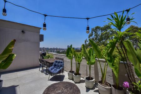 Apartamento para alugar com 120m², 1 quarto e 2 vagasCobertura