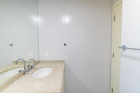 Apartamento para alugar com 65m², 2 quartos e 2 vagas Apartamento para alugar com 65m², 2 quartos e 2 vagasBanheiro Social