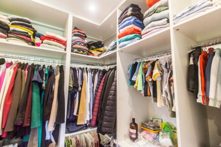 Apartamento para alugar com 75m², 2 quartos e 2 vagasCloset da suíte