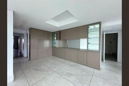 Sala de apartamento para alugar com 3 quartos, 150m² em São José, Belo Horizonte