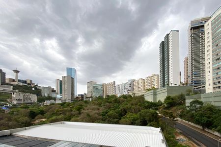 Apartamento à venda com 190m², 3 quartos e 3 vagas Apartamento à venda com 190m², 3 quartos e 3 vagasVista da Suite 2