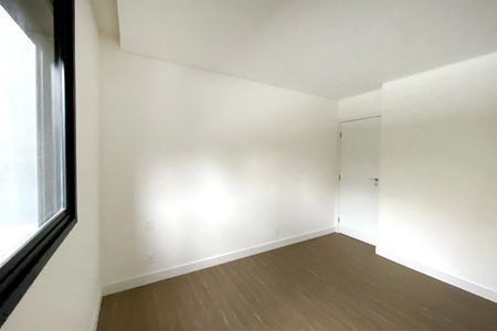 Apartamento à venda com 190m², 3 quartos e 3 vagas Apartamento à venda com 190m², 3 quartos e 3 vagasSuite 3