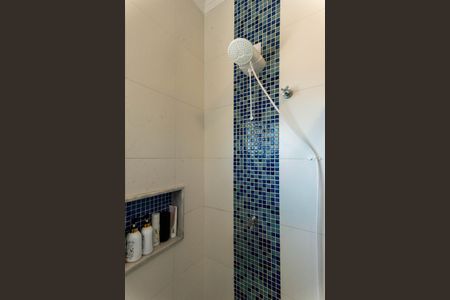 Casa à venda com 180m², 3 quartos e 3 vagas Casa à venda com 180m², 3 quartos e 3 vagasBanheiro da Suíte