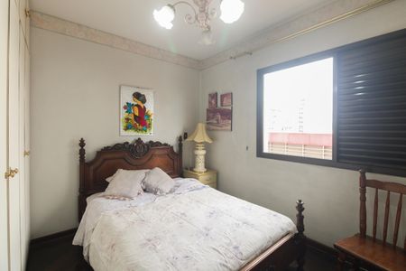 Apartamento à venda com 122m², 3 quartos e 2 vagas Apartamento à venda com 122m², 3 quartos e 2 vagasQuarto 2