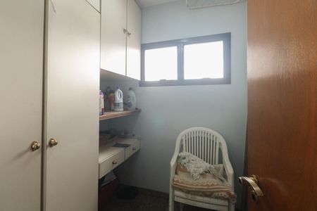 Apartamento à venda com 122m², 3 quartos e 2 vagas Apartamento à venda com 122m², 3 quartos e 2 vagasÁrea de Serviço - Quarto de Serviço