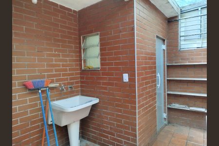 Casa para alugar com 100m², 2 quartos e sem vagaÁrea de Serviço