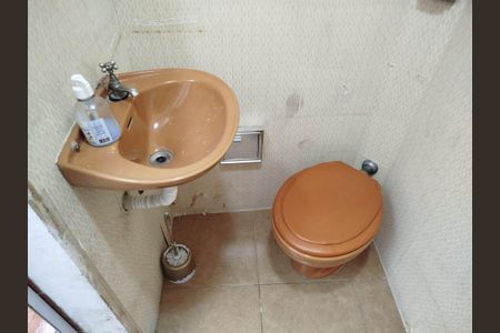 Casa para alugar com 100m², 2 quartos e sem vagaBanheiro de Serviço