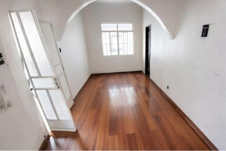 Casa para alugar com 3 quartos, 200m² em Colégio Batista, Belo Horizonte