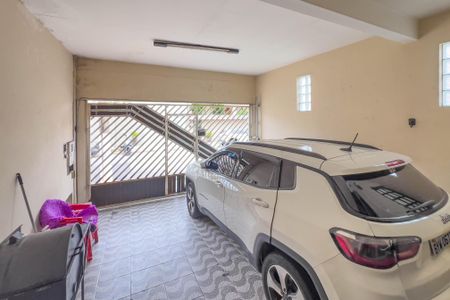 Casa à venda com 300m², 3 quartos e 2 vagasGaragem