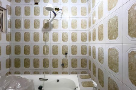 Casa à venda com 300m², 3 quartos e 2 vagasBanheiro do quarto 1