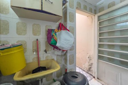 Casa à venda com 300m², 3 quartos e 2 vagasÁrea de serviço 