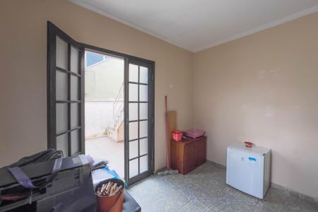 Casa à venda com 300m², 3 quartos e 2 vagasQuarto 3