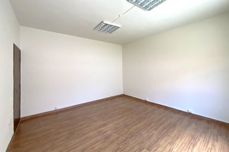 Casa para alugar com 364m², 3 quartos e 2 vagas Casa para alugar com 364m², 3 quartos e 2 vagasQuarto 2