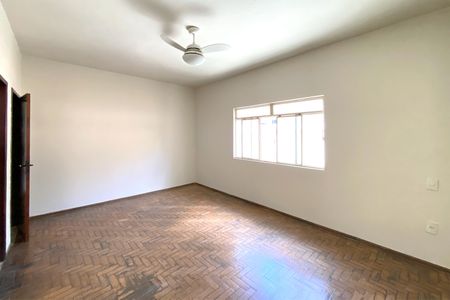 Casa para alugar com 364m², 3 quartos e 2 vagas Casa para alugar com 364m², 3 quartos e 2 vagasSuite 1