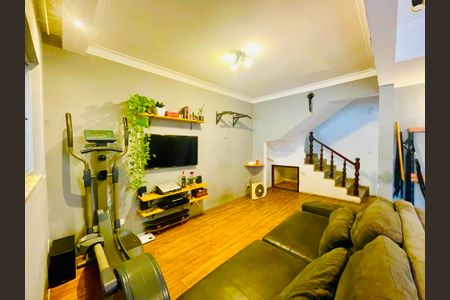 Sala de casa à venda com 4 quartos, 211m² em Jardim Paraventi, Guarulhos