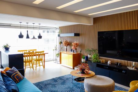 Apartamento à venda com 113m², 3 quartos e 2 vagas Apartamento à venda com 113m², 3 quartos e 2 vagassala