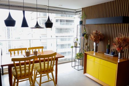 Apartamento à venda com 113m², 3 quartos e 2 vagas Apartamento à venda com 113m², 3 quartos e 2 vagasSacada