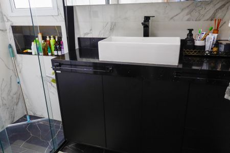 Apartamento à venda com 113m², 3 quartos e 2 vagas Apartamento à venda com 113m², 3 quartos e 2 vagasBanheiro da Suíte 3