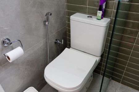 Apartamento à venda com 113m², 3 quartos e 2 vagas Apartamento à venda com 113m², 3 quartos e 2 vagasBanheiro da Suíte 1