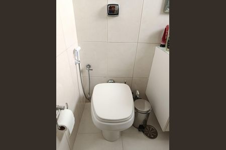 Apartamento para alugar com 150m², 3 quartos e 1 vaga Apartamento para alugar com 150m², 3 quartos e 1 vagaBanheiro social