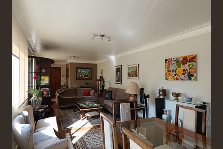 Apartamento para alugar com 150m², 3 quartos e 1 vaga Apartamento para alugar com 150m², 3 quartos e 1 vagaSala