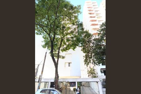 Apartamento para alugar com 150m², 3 quartos e 1 vaga Apartamento para alugar com 150m², 3 quartos e 1 vagaFachada
