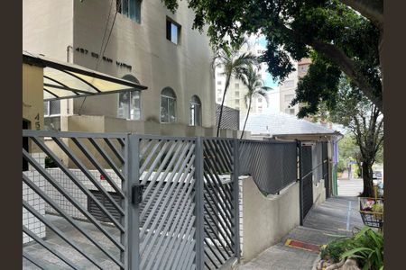 Apartamento à venda com 43m², 2 quartos e 1 vaga Apartamento à venda com 43m², 2 quartos e 1 vagaFachada do Prédio