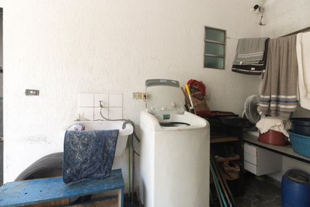 Casa à venda com 240m², 4 quartos e 3 vagasÁrea de Serviço 