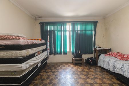 Casa à venda com 240m², 4 quartos e 3 vagasSala/Quarto 1